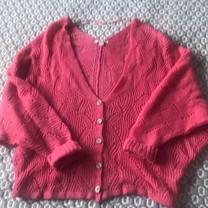 Fuchsia cropped knitted cardigan